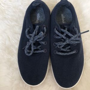 Navy allbirds size 8